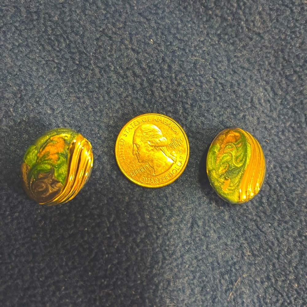 Swirly earrings